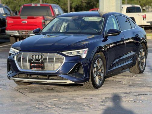 2022 Audi e-tron Sportback S line Premium