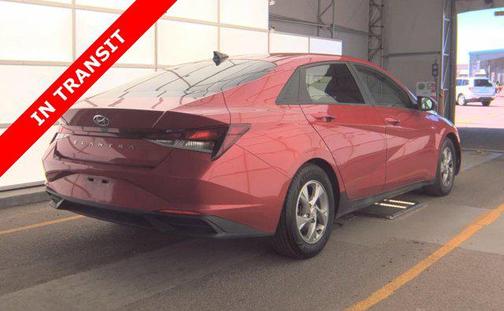 2021 Hyundai ELANTRA SE