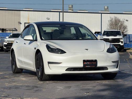 2023 Tesla Model 3 Standard Range