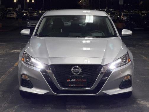 2022 Nissan Altima 2.5 SV