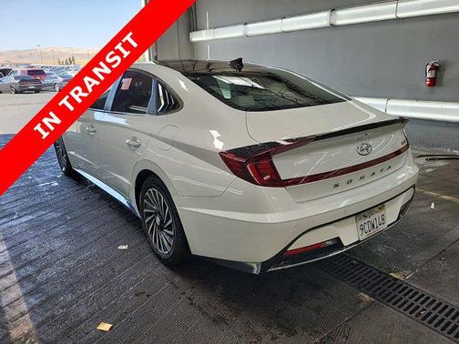 2020 Hyundai SONATA Hybrid Limited