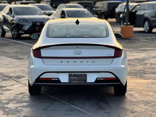 2020 Hyundai SONATA Hybrid Limited