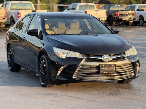 2015 Toyota Camry Hybrid SE