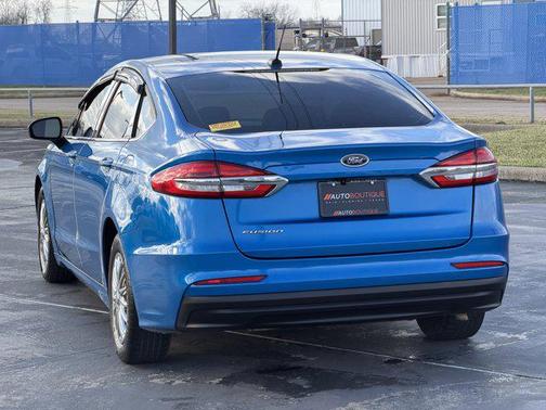 2019 Ford Fusion S