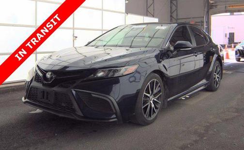Midnight Black Metallic 2022 Toyota Camry SE