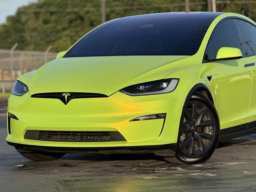 2024 Tesla Model X Long Range