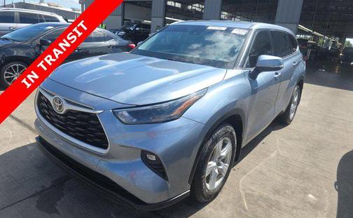 2022 Toyota Highlander LE