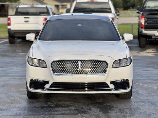 2017 Lincoln Continental Select