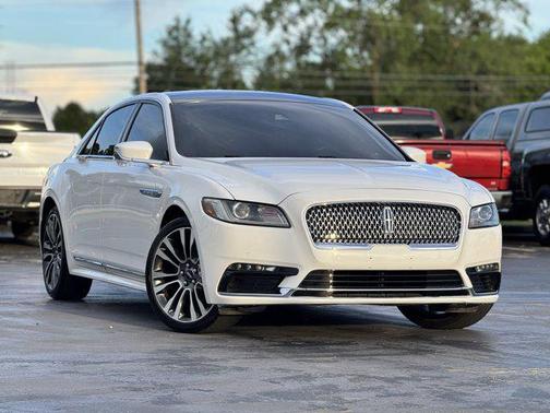 2017 Lincoln Continental Select