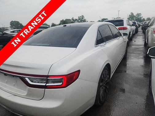 2017 Lincoln Continental Select