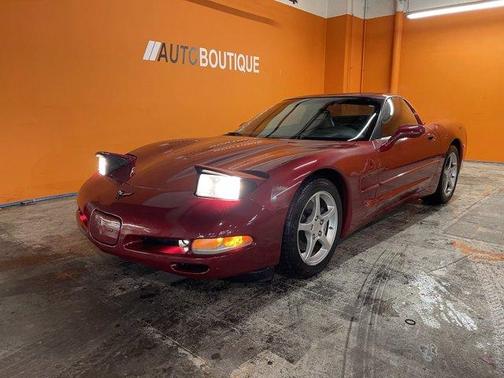 Photo 2 of 24 of 2004 Chevrolet Corvette Base