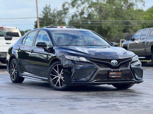 2021 Toyota Camry SE