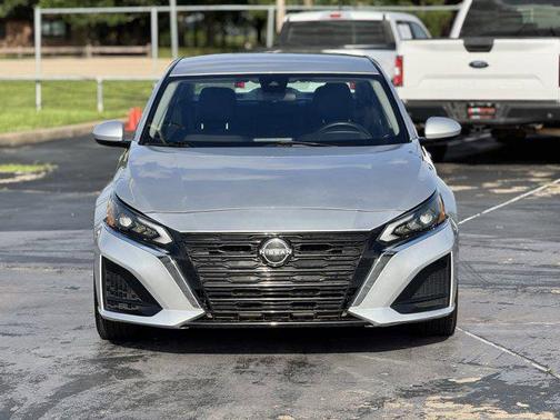 2023 Nissan Altima S FWD