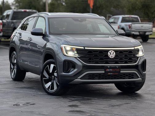 2024 Volkswagen Atlas Cross Sport 2.0T SE w/Technology