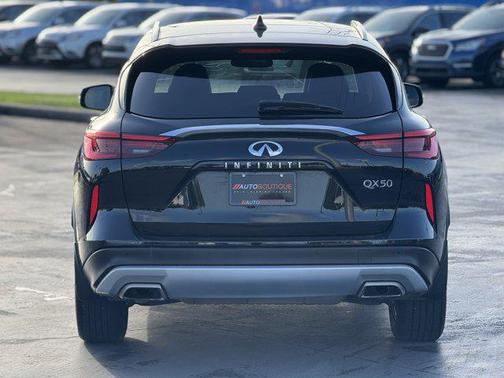 2021 INFINITI QX50 LUXE