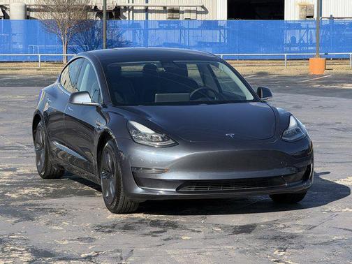2020 Tesla Model 3 Standard Range