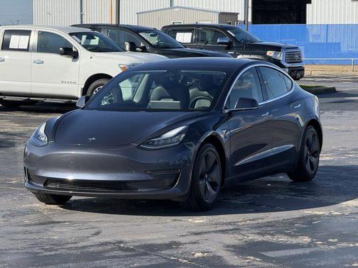 2020 Tesla Model 3 Standard Range