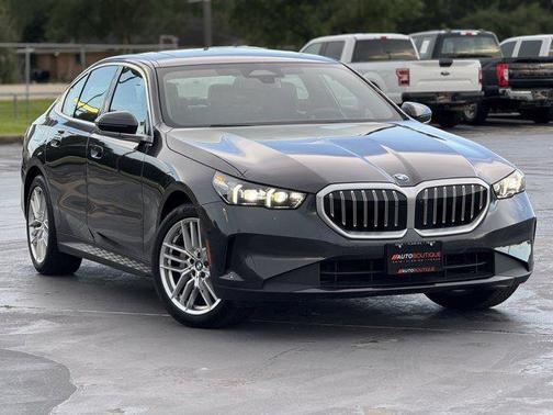2025 BMW 530 i