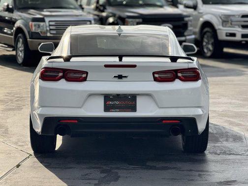 2020 Chevrolet Camaro RWD Coupe LT1