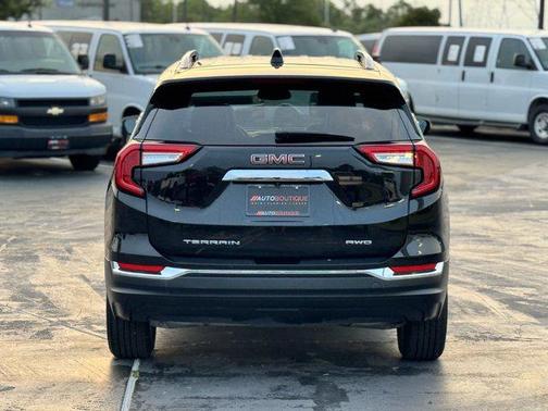 2023 GMC Terrain SLT