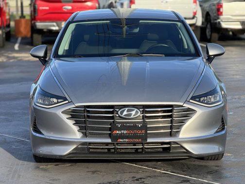 2021 Hyundai SONATA SE