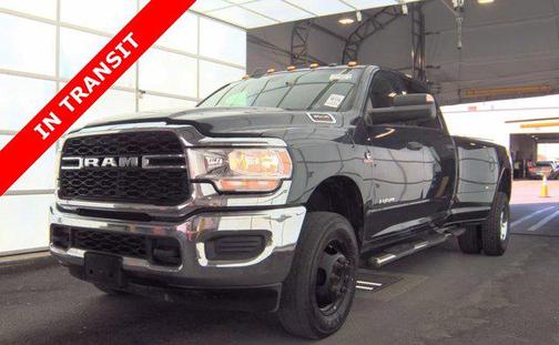 2019 RAM 3500 Tradesman Crew Cab 4x4 8' Box
