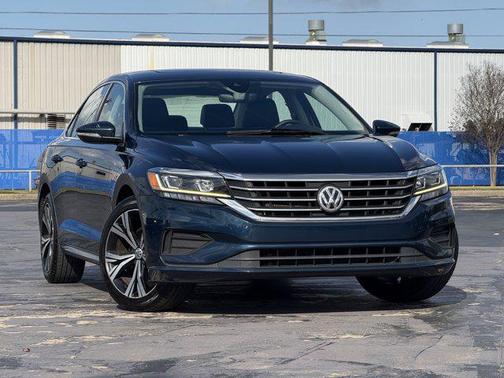 2022 Volkswagen Passat 2.0T SE