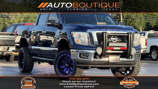 2017 Nissan Titan SV