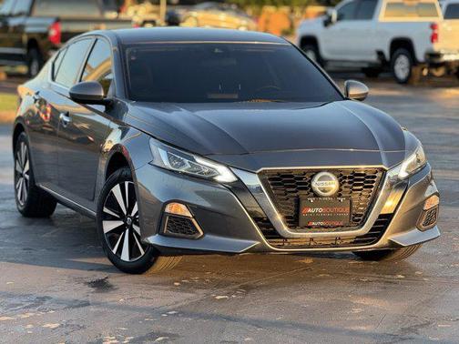 2021 Nissan Altima 2.5 SV