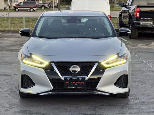 2023 Nissan Maxima SV Xtronic CVT