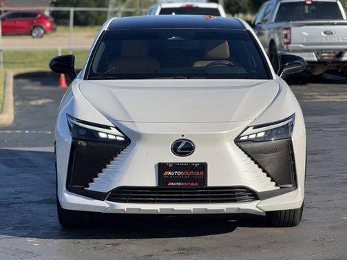 2024 Lexus RZ 300e Premium