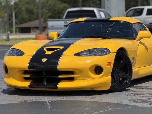 2002 Dodge Viper RT/10