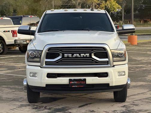 2018 RAM 3500 Limited Crew Cab 4x4 8' Box