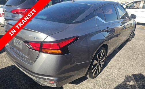 2021 Nissan Altima SR FWD