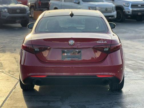 2022 Alfa Romeo Giulia Sprint