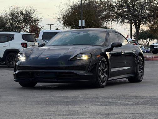 2022 Porsche Taycan RWD