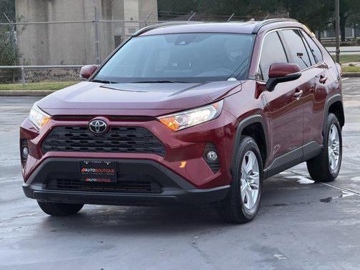 2019 Toyota RAV4 XLE