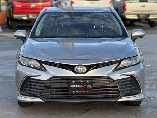 2021 Toyota Camry LE