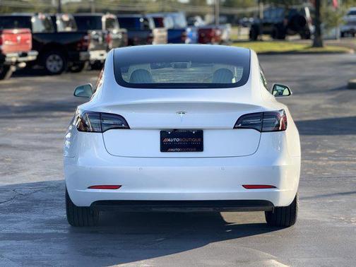 2020 Tesla Model 3 Standard Range Plus