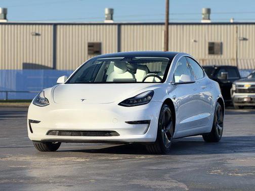 2020 Tesla Model 3 Standard Range Plus