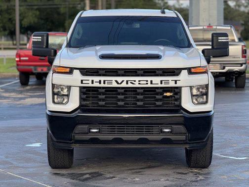 2022 Chevrolet Silverado 2500 Custom
