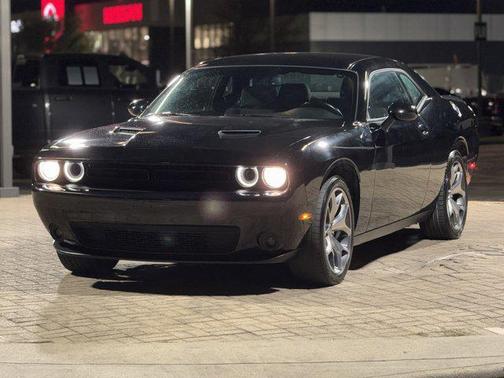 2022 Dodge Challenger SXT