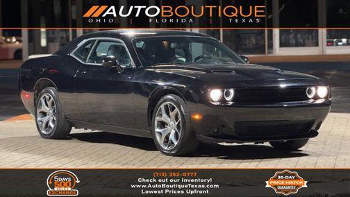 2022 Dodge Challenger SXT