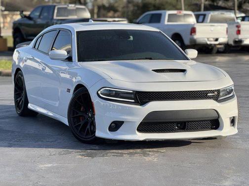 2018 Dodge Charger R/T Scat Pack