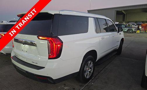 2022 GMC Yukon XL SLE