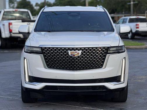 2022 Cadillac Escalade ESV Luxury