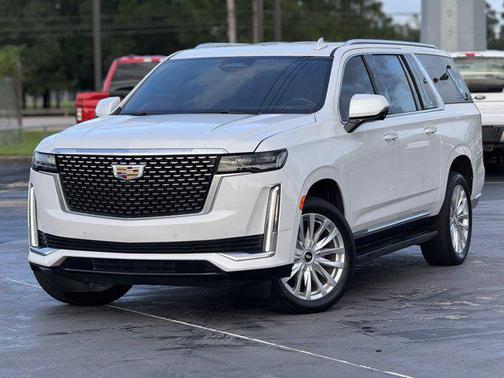 2022 Cadillac Escalade ESV Luxury