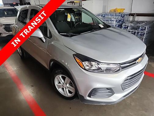Silver Ice Metallic 2020 Chevrolet Trax LS