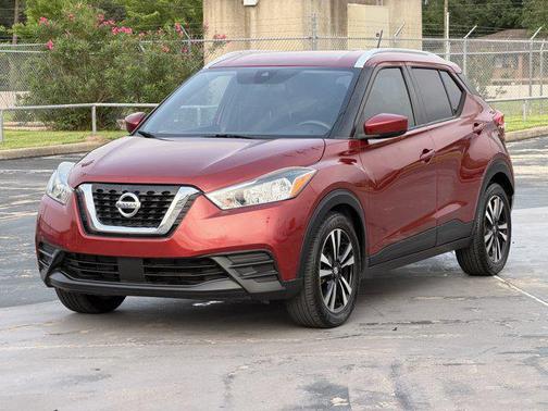 Red 2020 Nissan Kicks SV