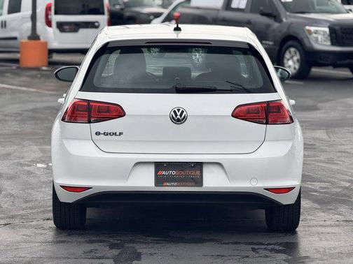 2016 Volkswagen e-Golf SE